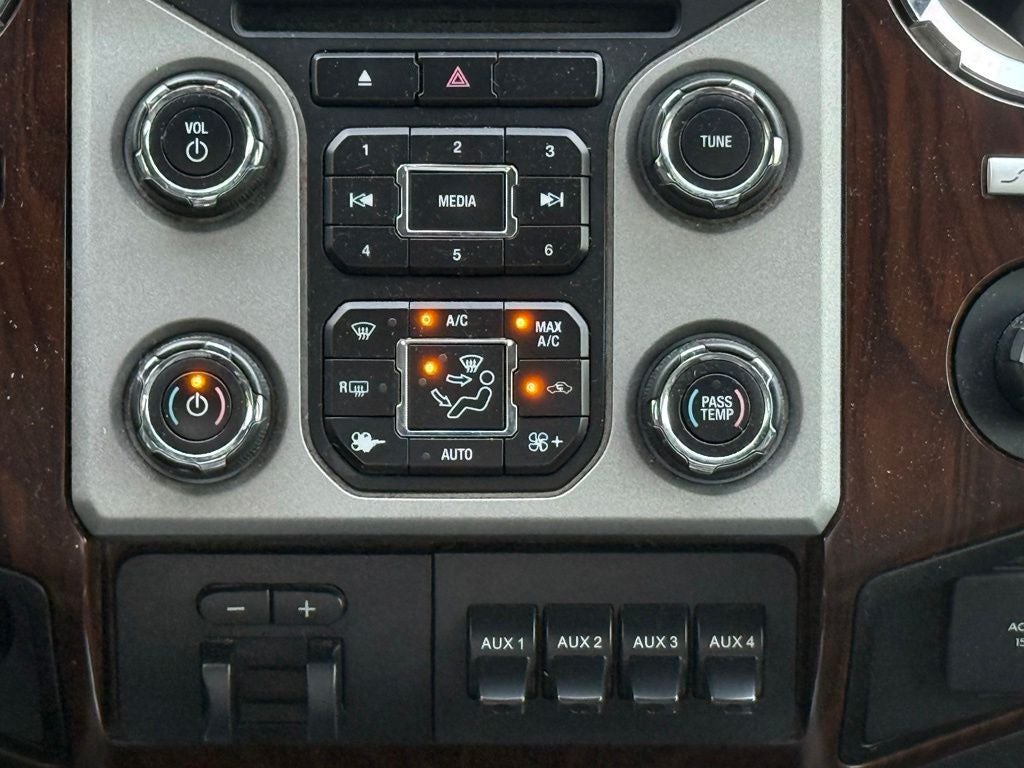 2016 Ford F-350SD Lariat
