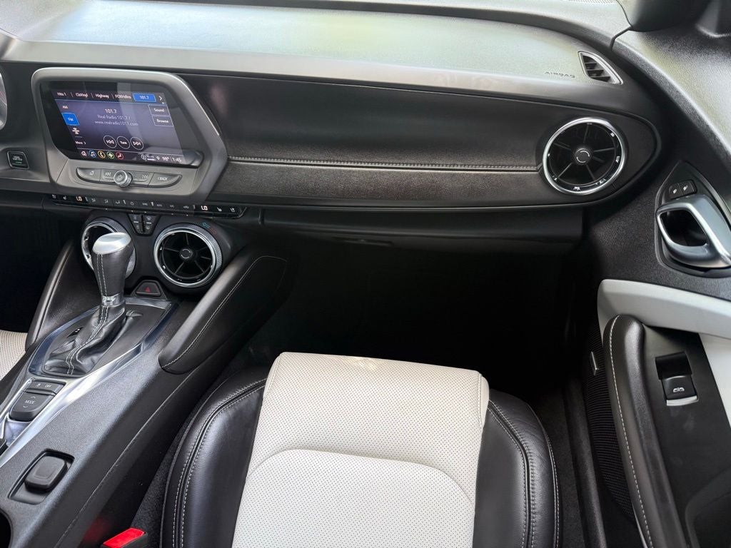 2022 Chevrolet Camaro 2LT 2LT