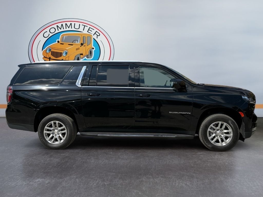 2022 Chevrolet Suburban LT