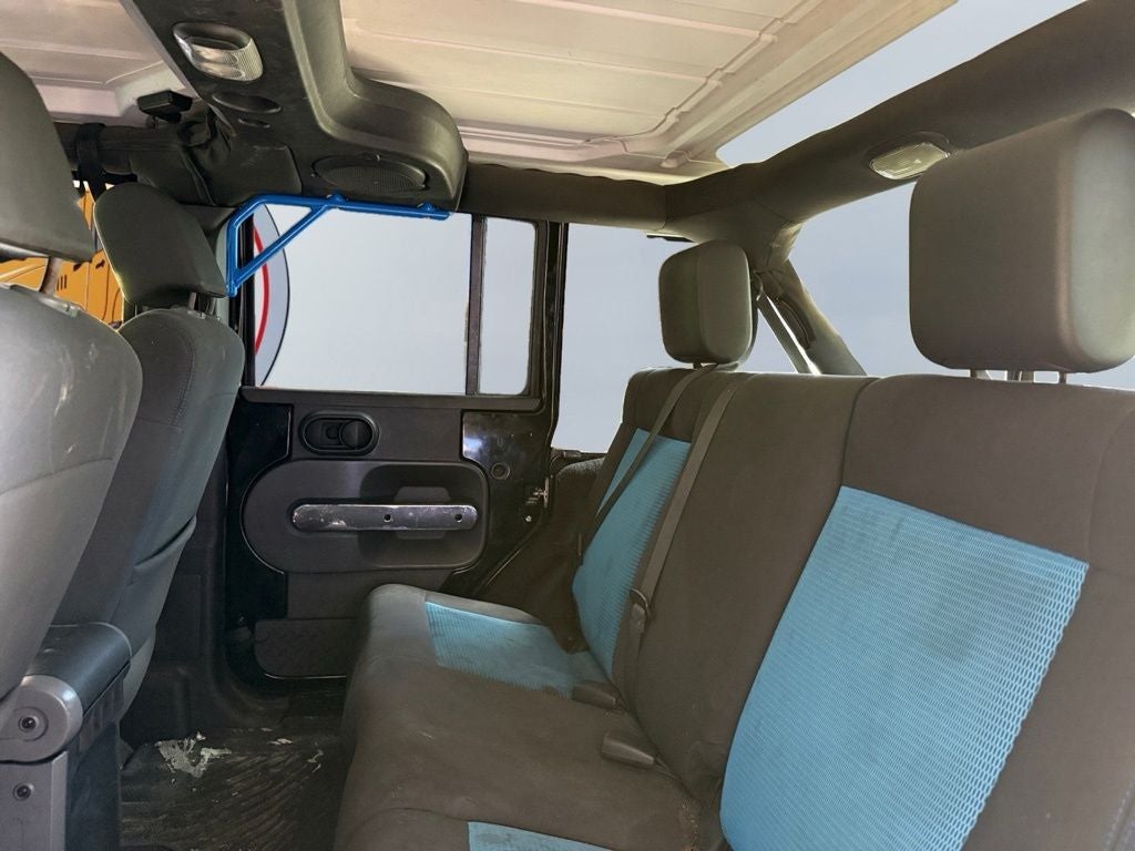 2010 Jeep Wrangler Unlimited Islander