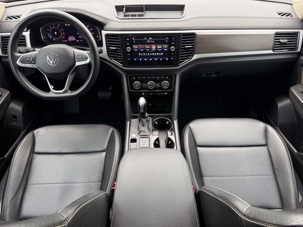 2022 Volkswagen Atlas 3.6L V6 SE w/Technology