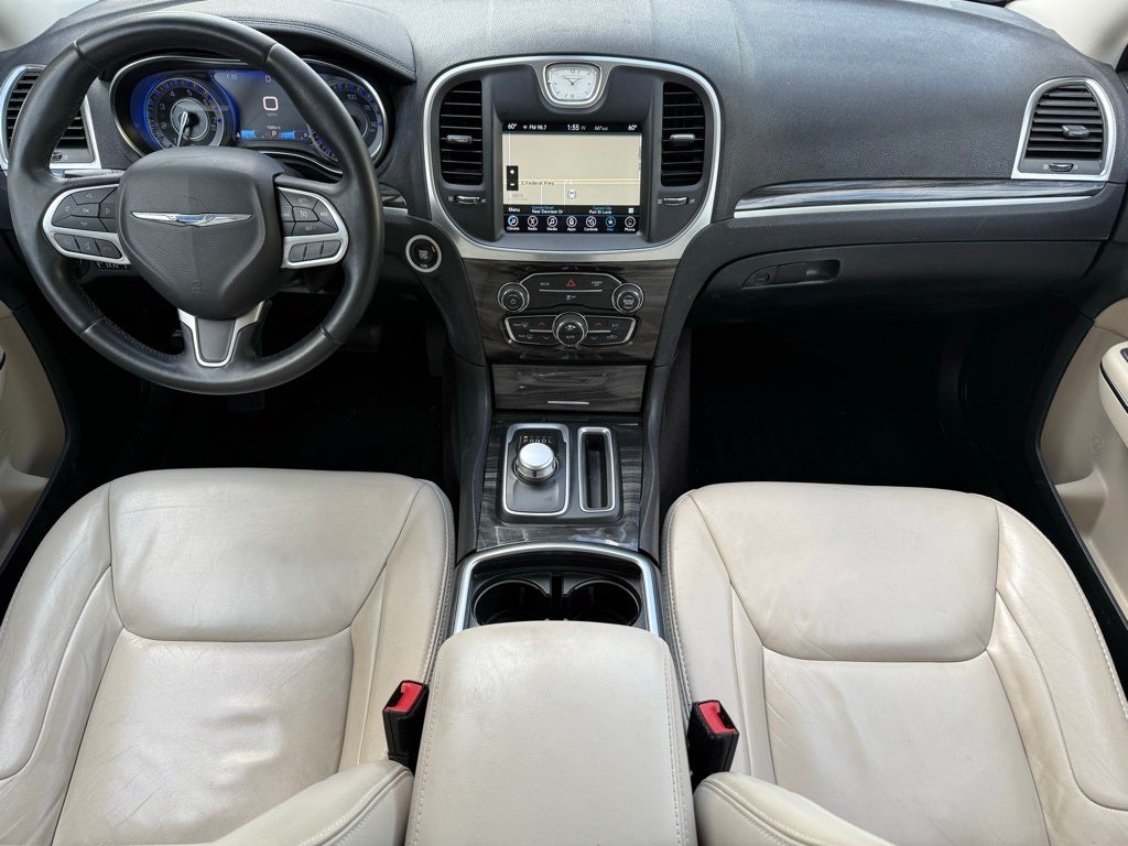 2017 Chrysler 300 Limited