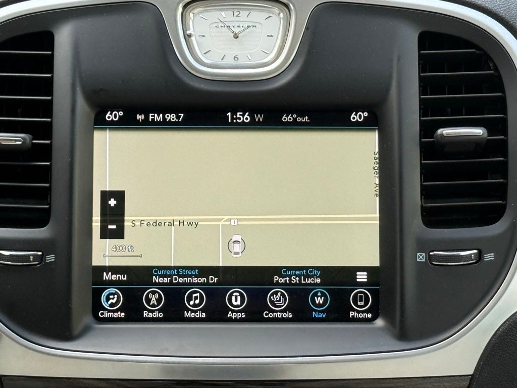 2017 Chrysler 300 Limited