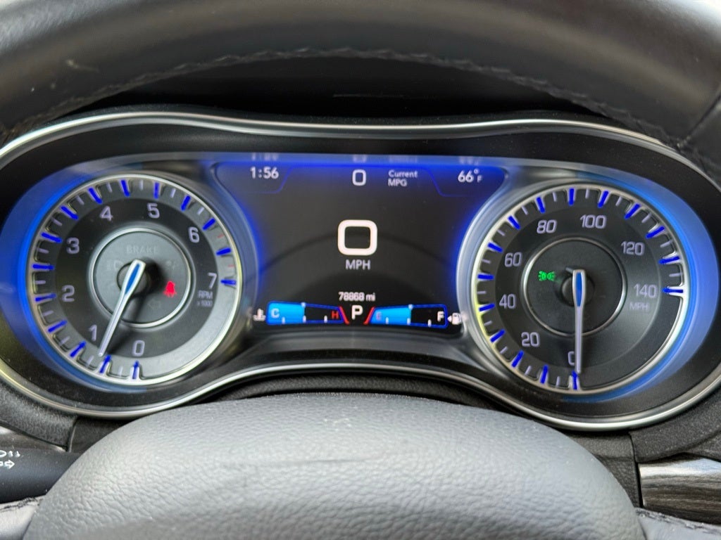 2017 Chrysler 300 Limited