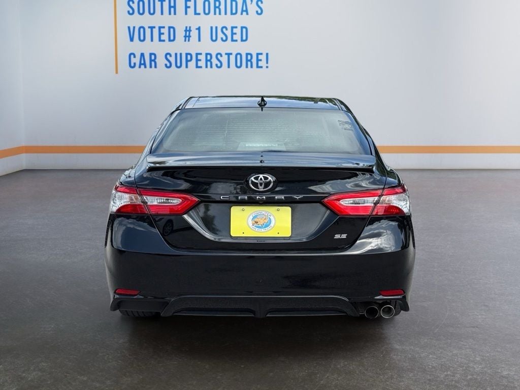 2020 Toyota Camry SE