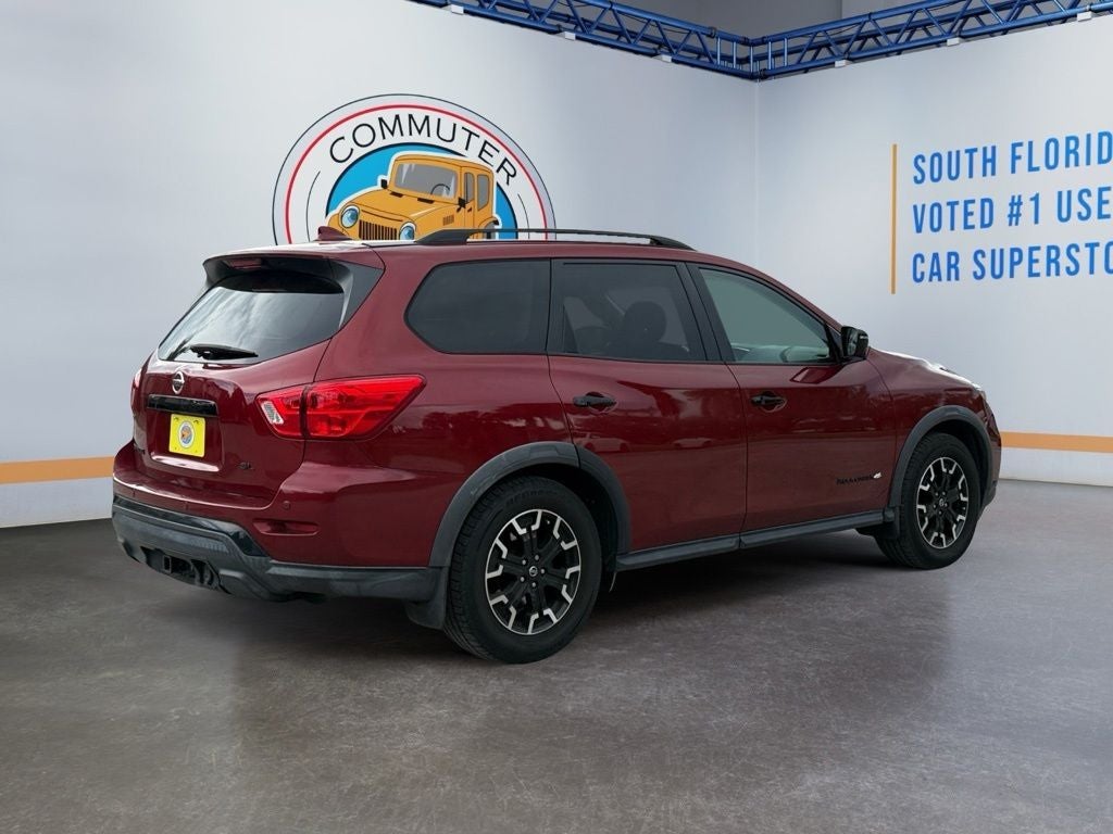 2020 Nissan Pathfinder SL