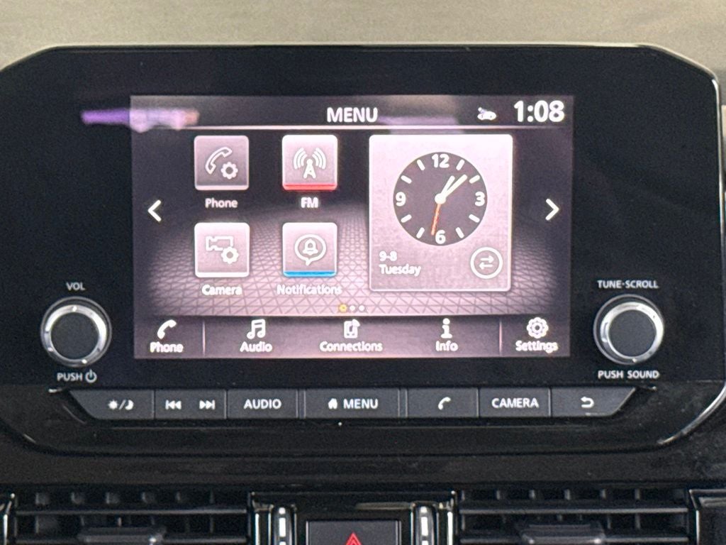 2023 Nissan Pathfinder SV