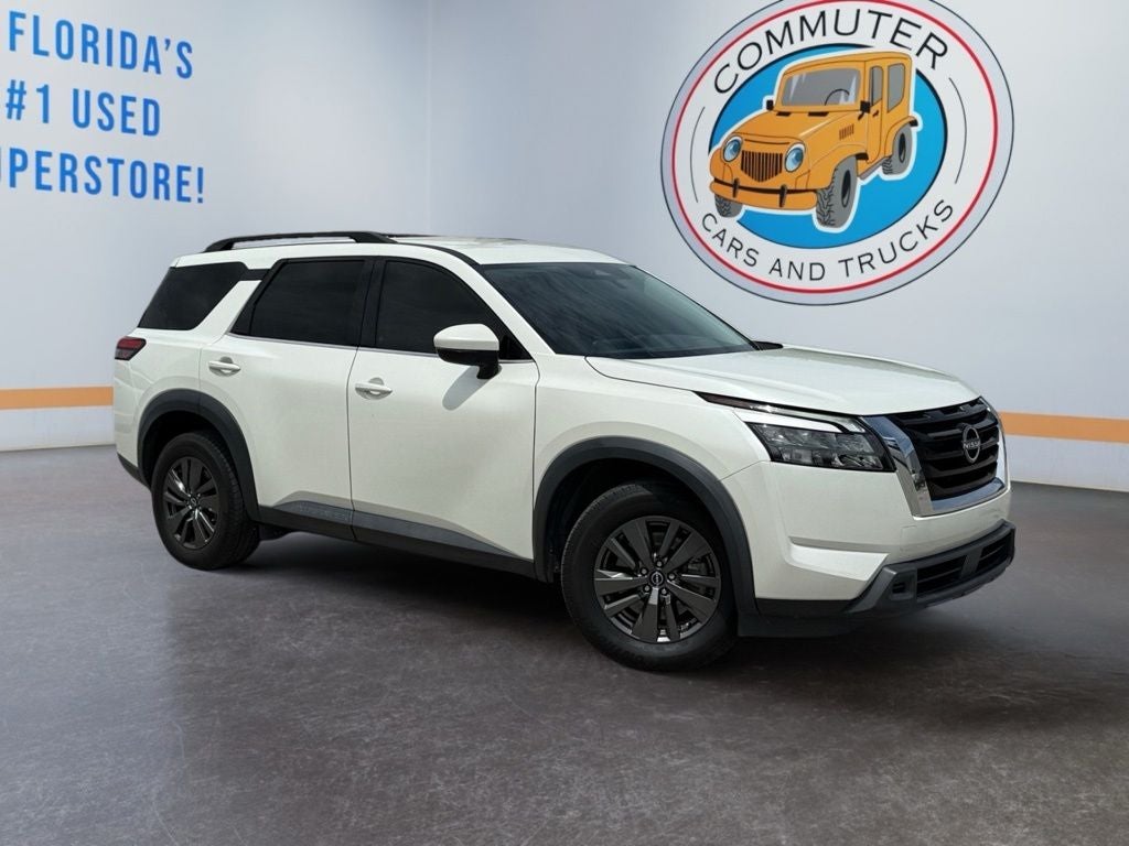 2023 Nissan Pathfinder SV