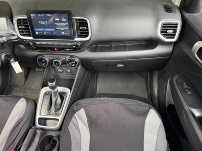 2020 Hyundai Venue SE