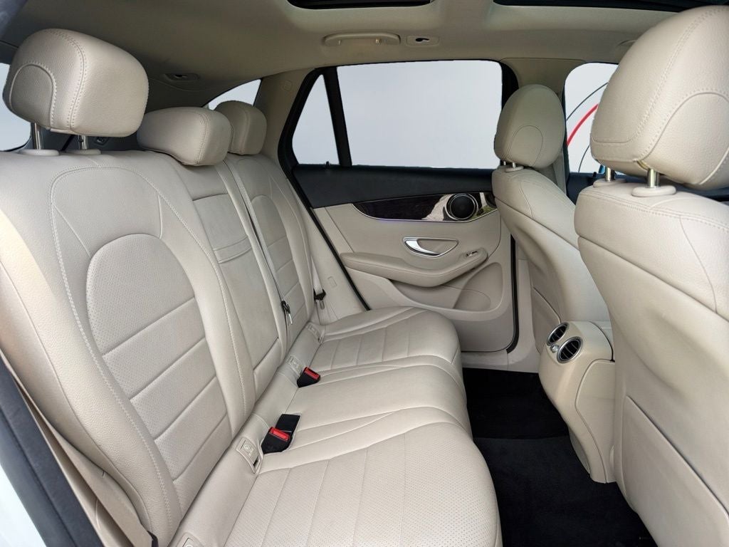 2021 Mercedes-Benz GLC GLC 300