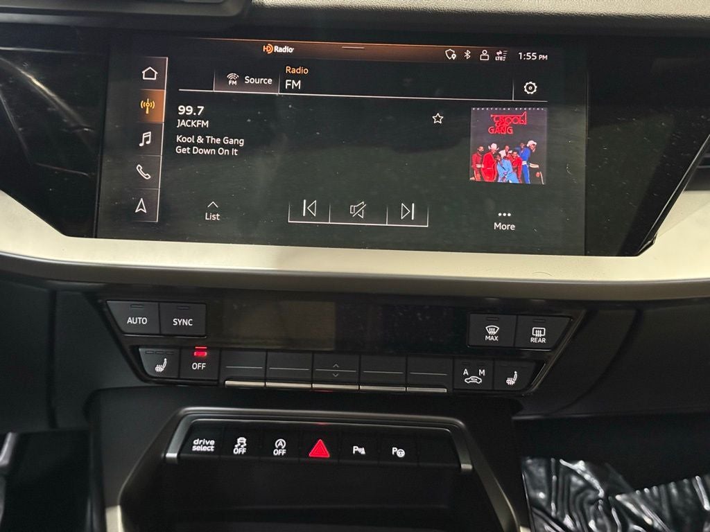 2022 Audi A3 40 Premium FrontTrak