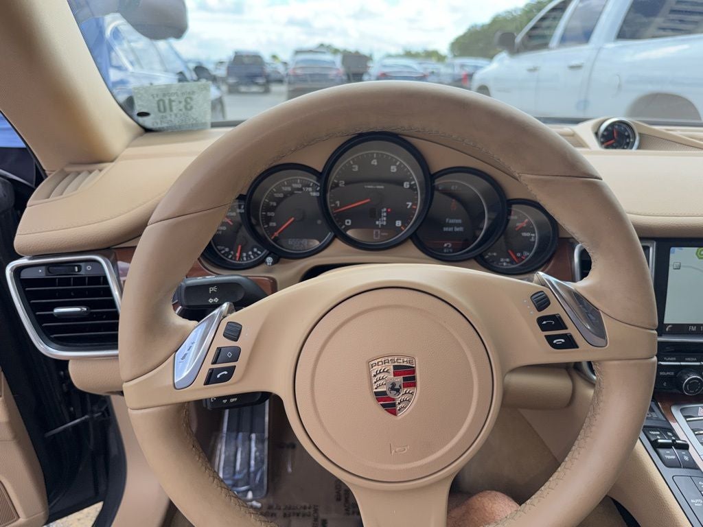 2014 Porsche Panamera 2