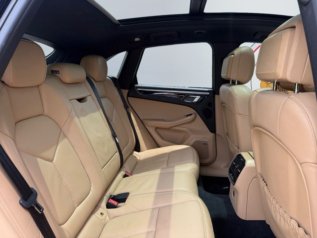 2018 Porsche Macan S